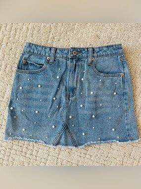 Pearl-Embellished Denim Mini Skirt - Light Blue